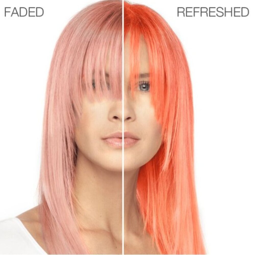 Celeb Luxury Viral Hybrid Colorditioner with BondFix - Coral